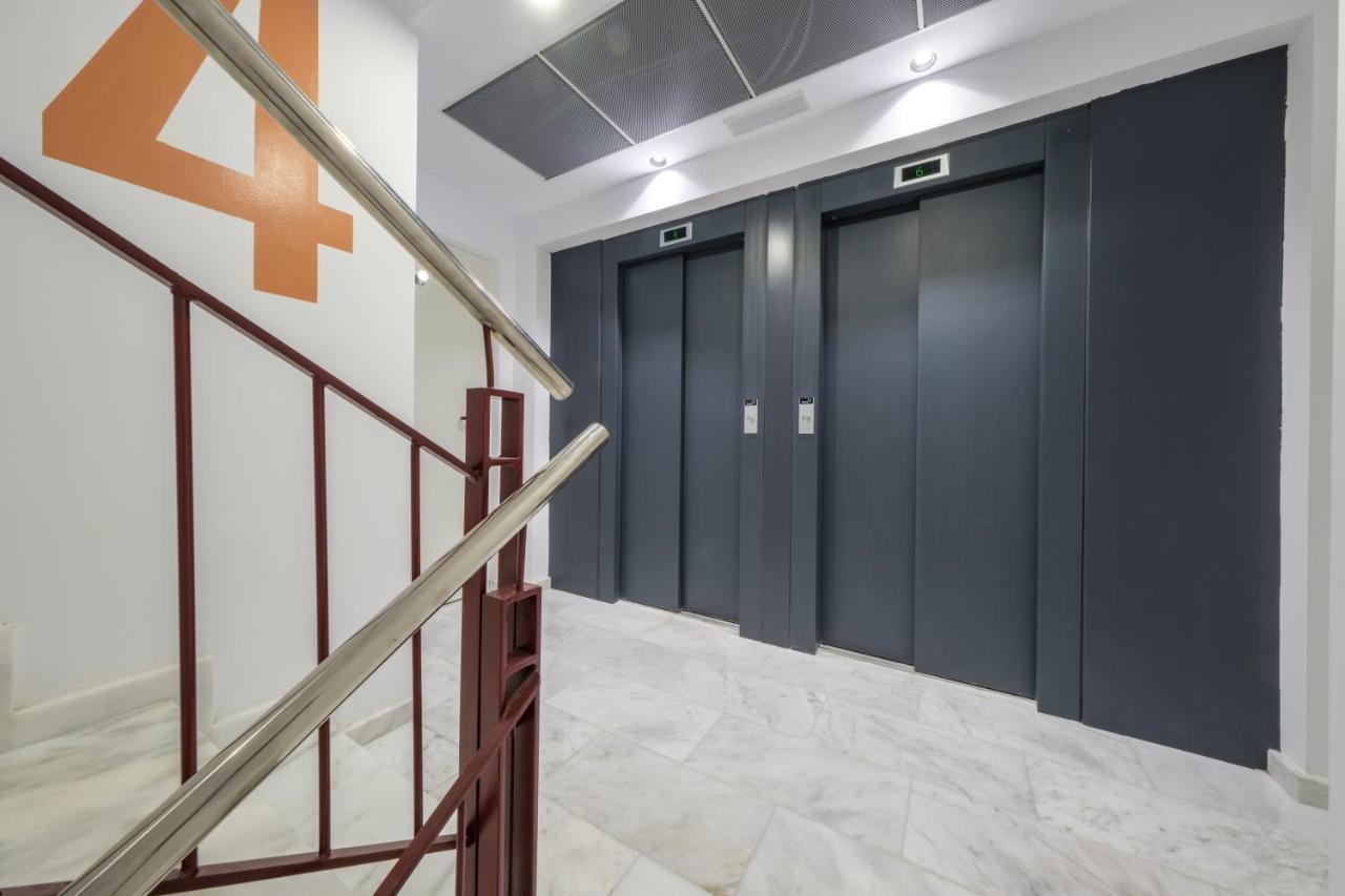 Appartement Tgna Reial 1 à Tarragone Extérieur photo